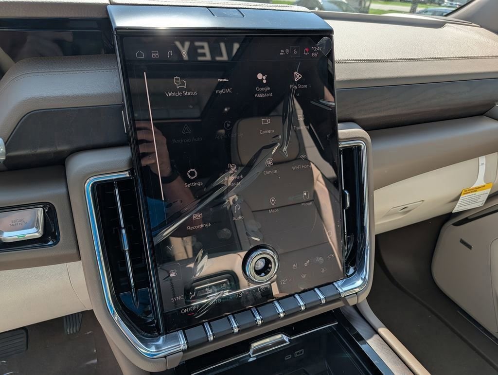 2026 GMC Yukon Denali - Photo 19