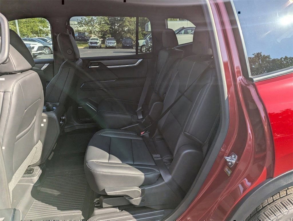 2026 GMC Acadia Elevation - Photo 12