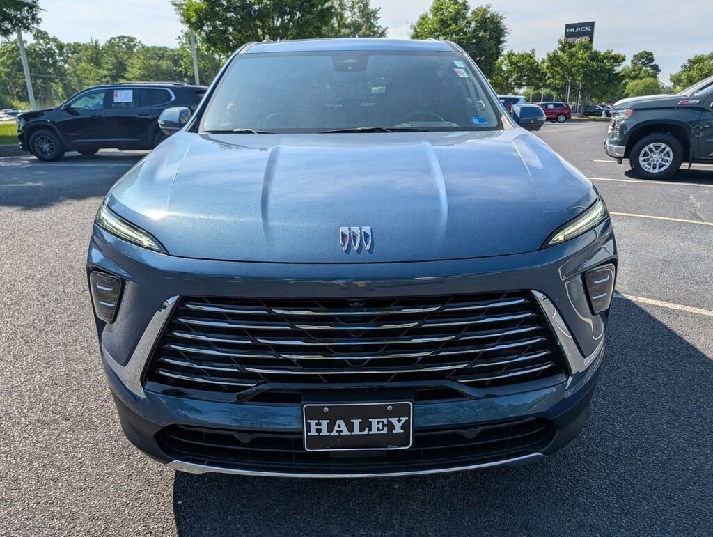 Used 2025 Buick Enclave Preferred SUV