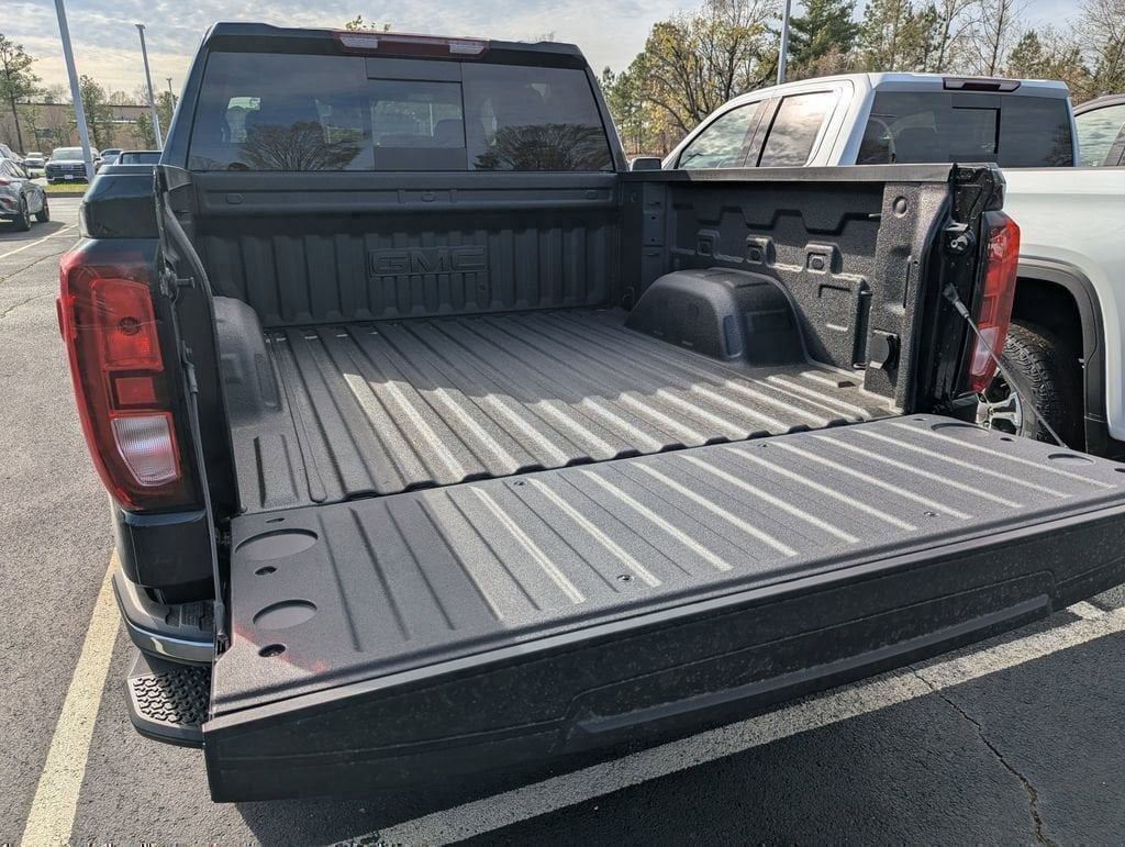 2026 GMC Sierra 1500 SLE - Photo 7