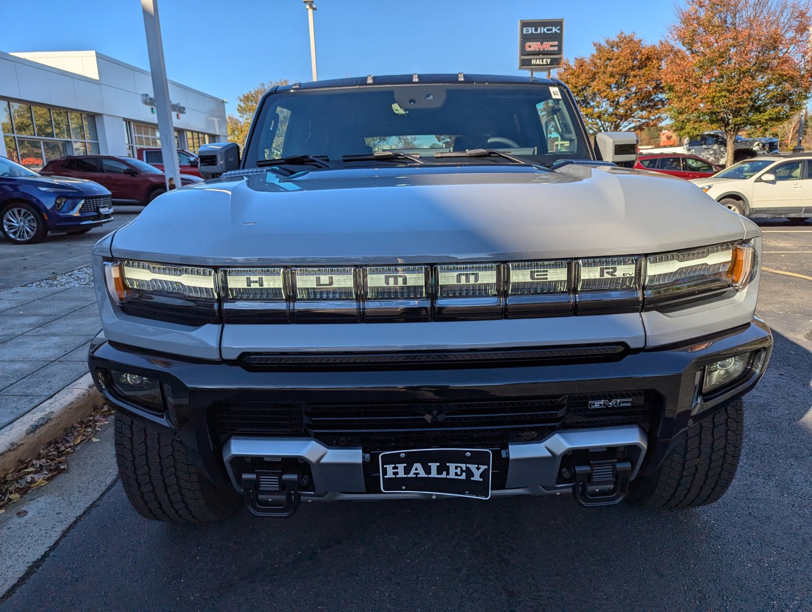 2025 Gmc Hummer EV SUV photo 3