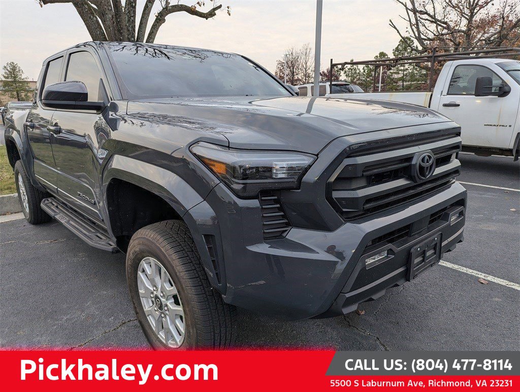 2024 Toyota Tacoma SR5's photo