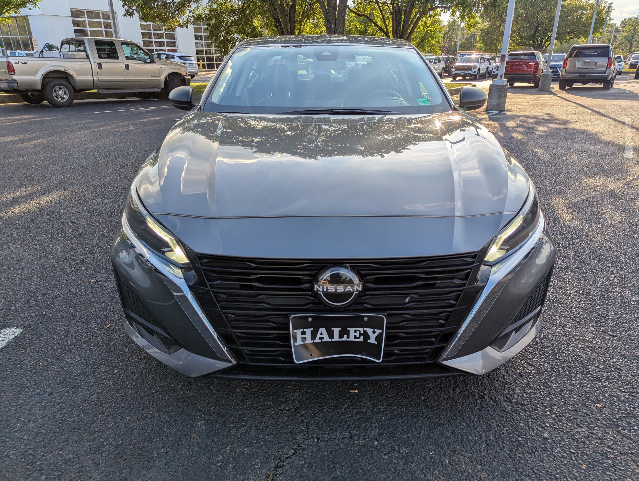 2024 Nissan Altima 2.5 SV photo 3