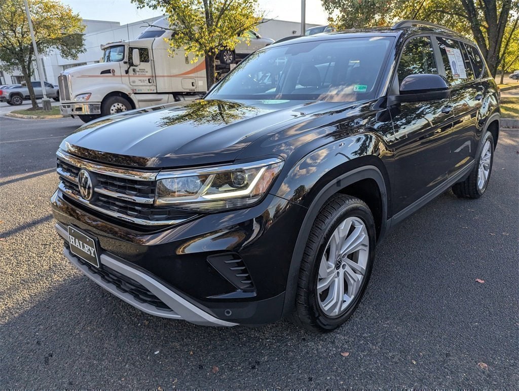Used 2021 Volkswagen Atlas 2.0T SE w/Technology SUV