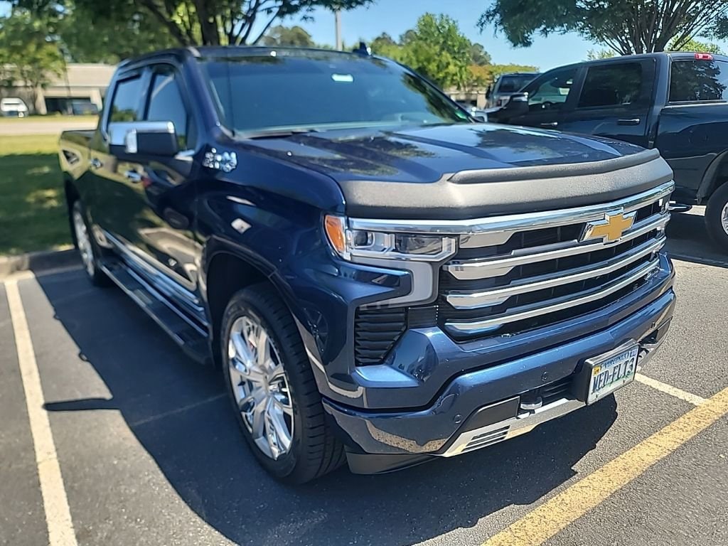 2023 Chevrolet Silverado 1500 High Country 4X4 Crew Cab Short Box's photo