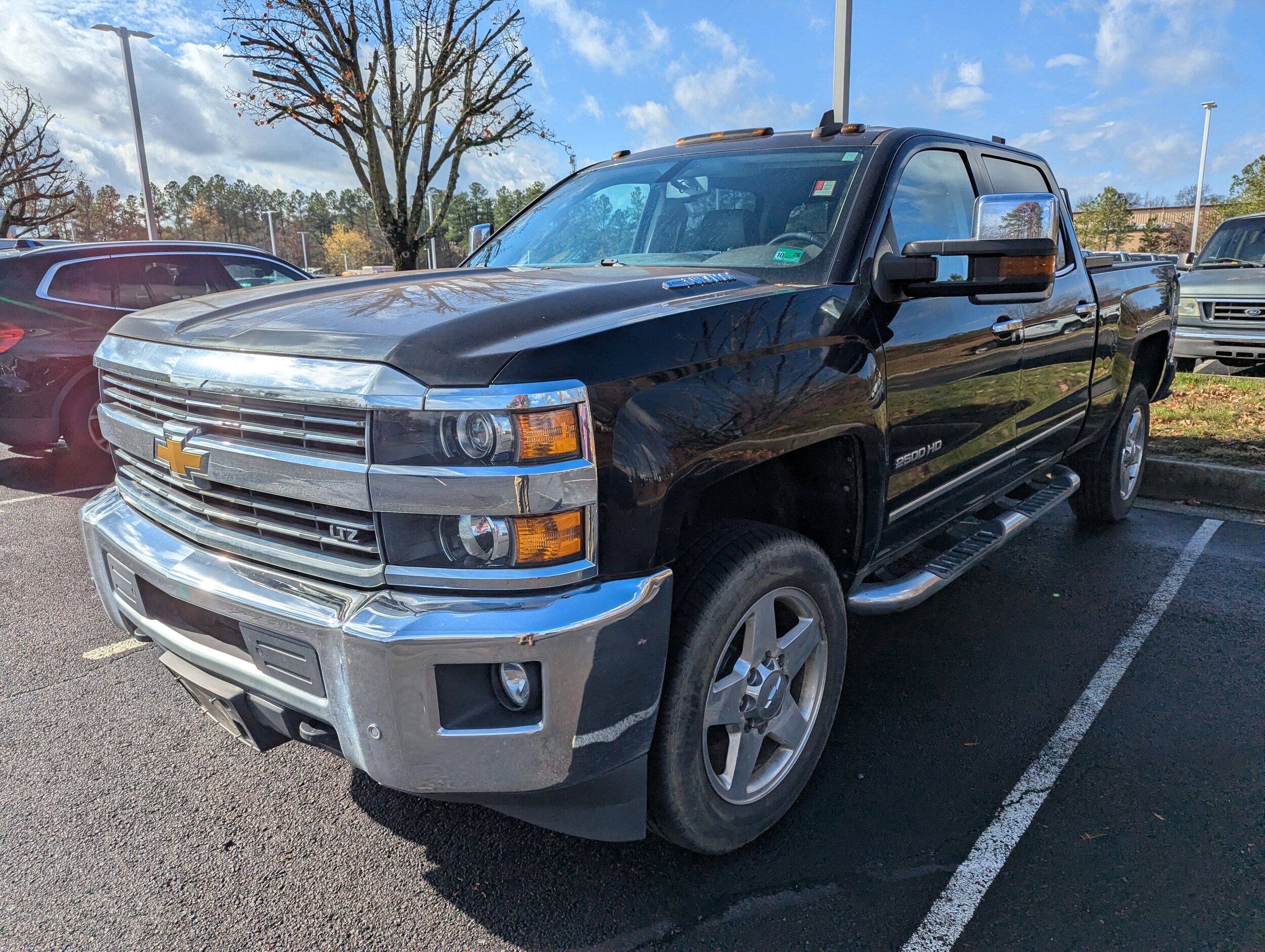 2015 Chevrolet Silverado 2500HD LTZ photo 2