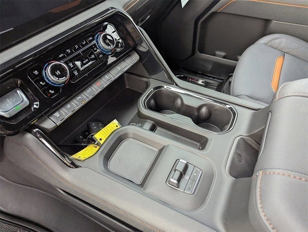 2026 GMC Sierra 2500HD AT4 - Photo 16