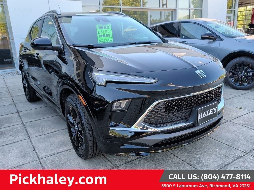 2026 Buick Encore GX Sport Touring's photo