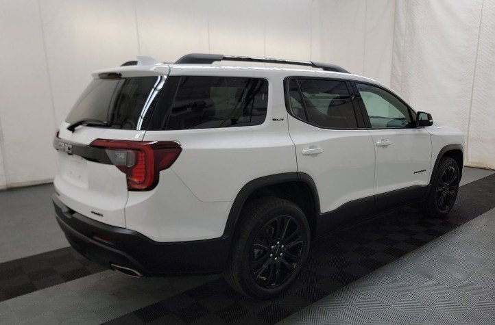 2022 Gmc Acadia SLT photo 2