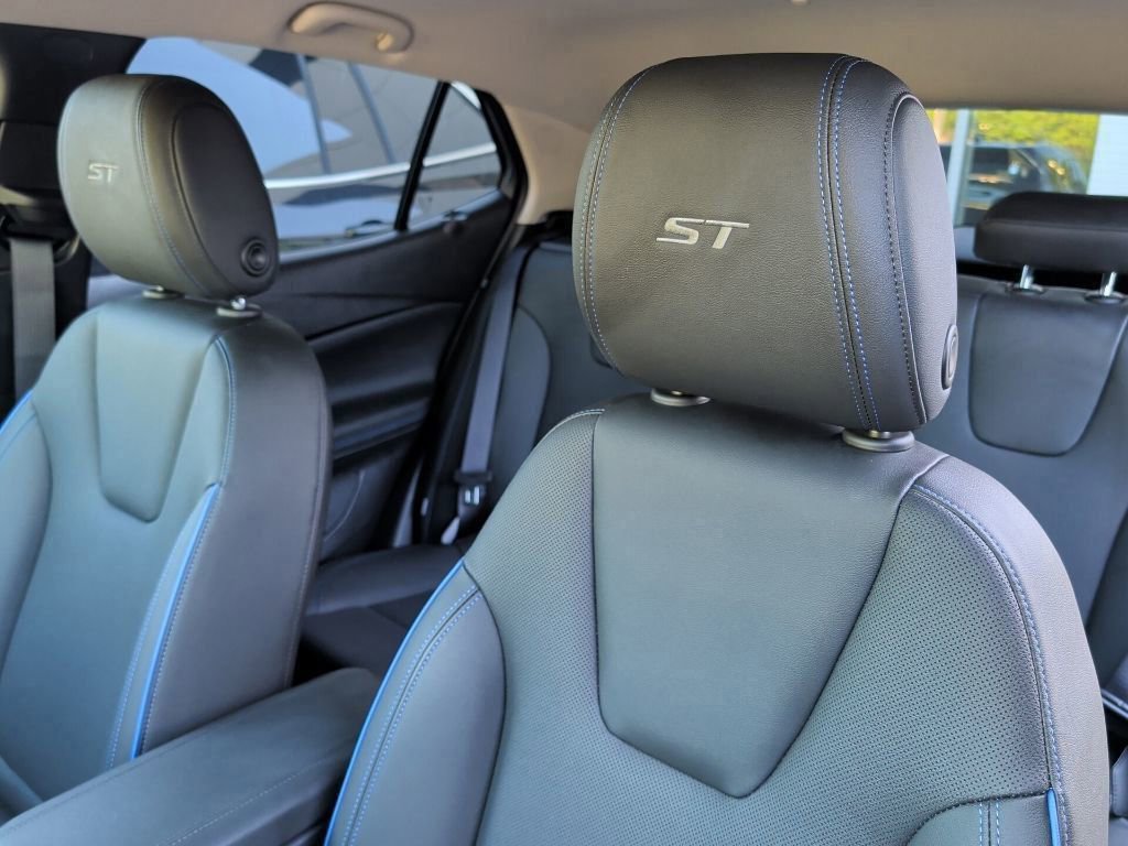 2026 Buick Encore GX Sport Touring - Photo 10