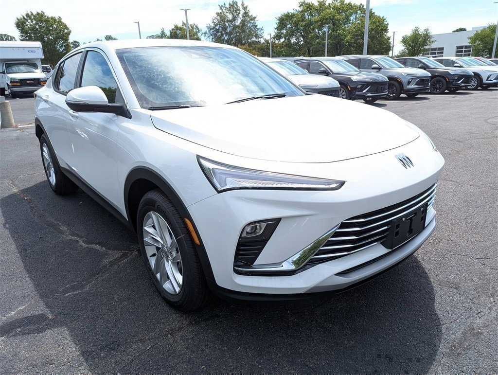 New 2025 Buick Envista Preferred SUV