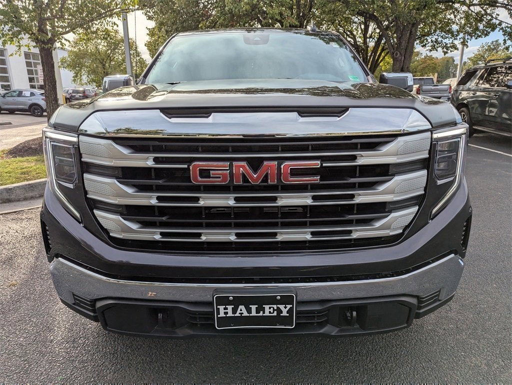 Used 2022 GMC Sierra 1500 SLE Truck Crew Cab