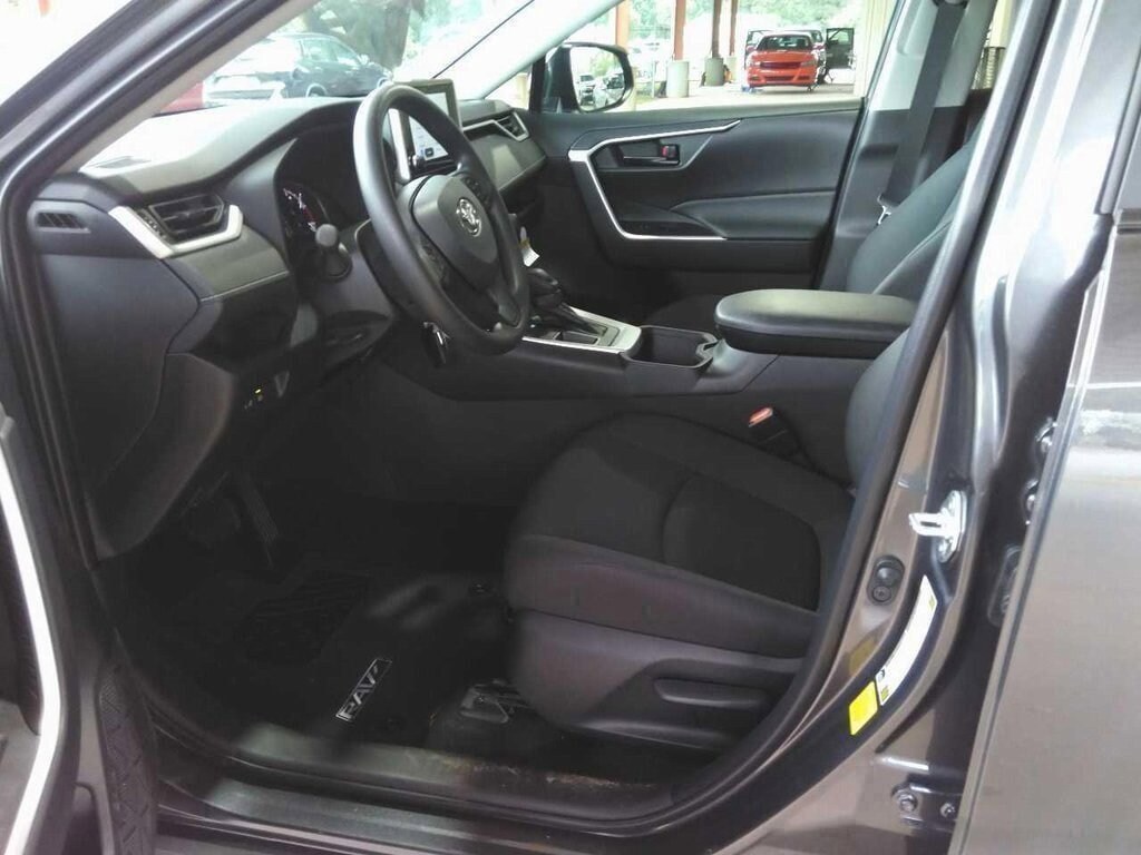 Used 2023 Toyota RAV4 LE SUV