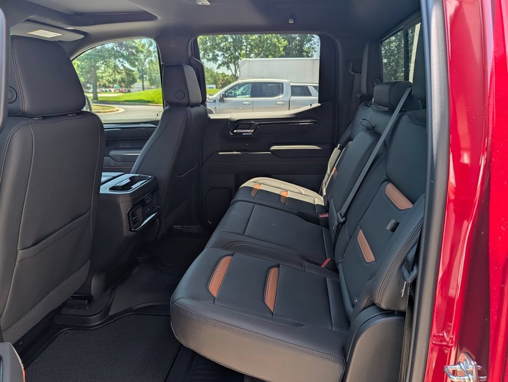 2026 GMC Sierra 1500 AT4 - Photo 17