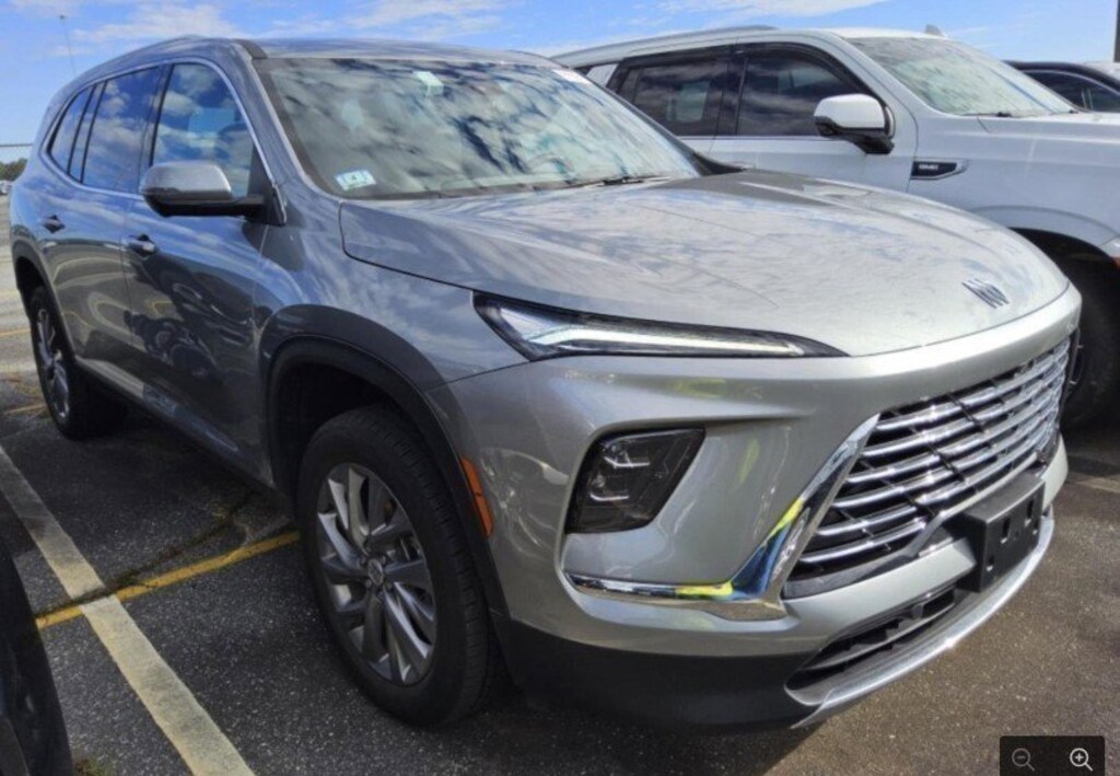 Used 2025 Buick Enclave Preferred SUV