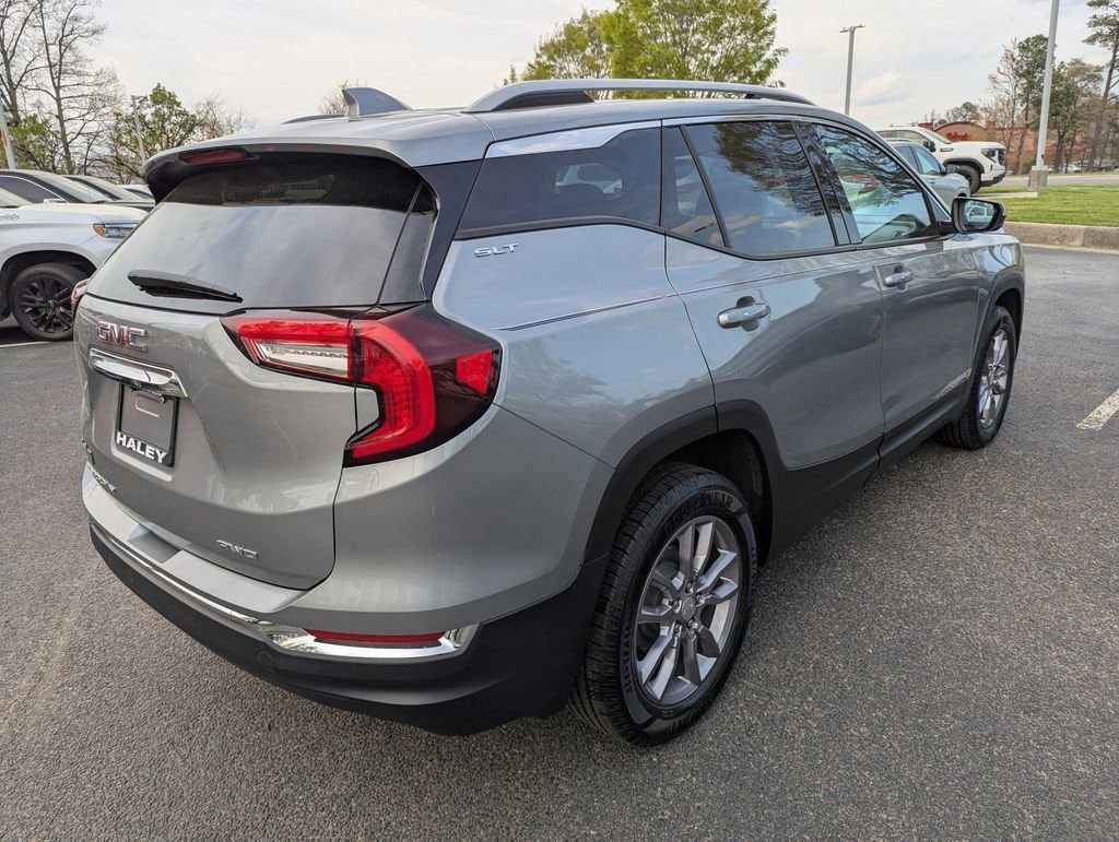2023 GMC Terrain SLT - Photo 8
