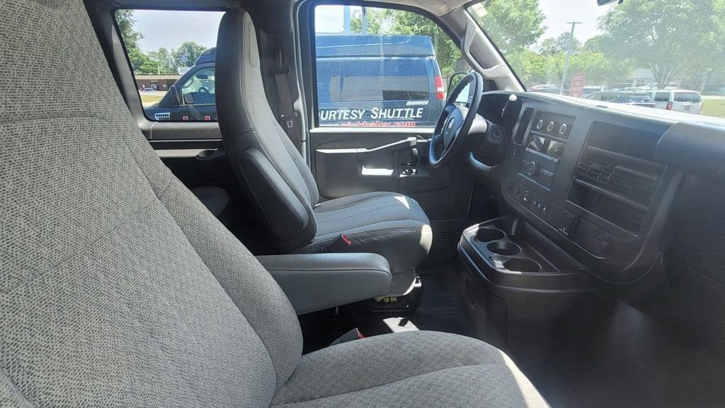 Used 2022 Chevrolet Express Passenger 3500 1LS Van