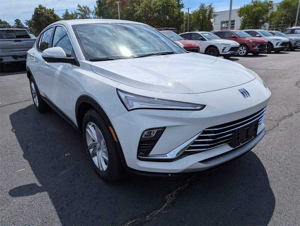 New 2025 Buick Envista Preferred SUV