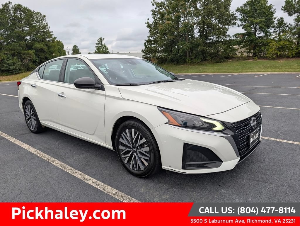 Used 2025 Nissan Altima SV
