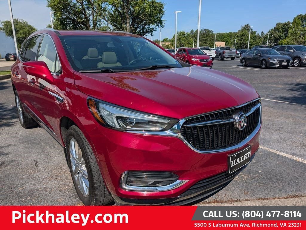 2021 Buick Enclave Essence AWD's photo