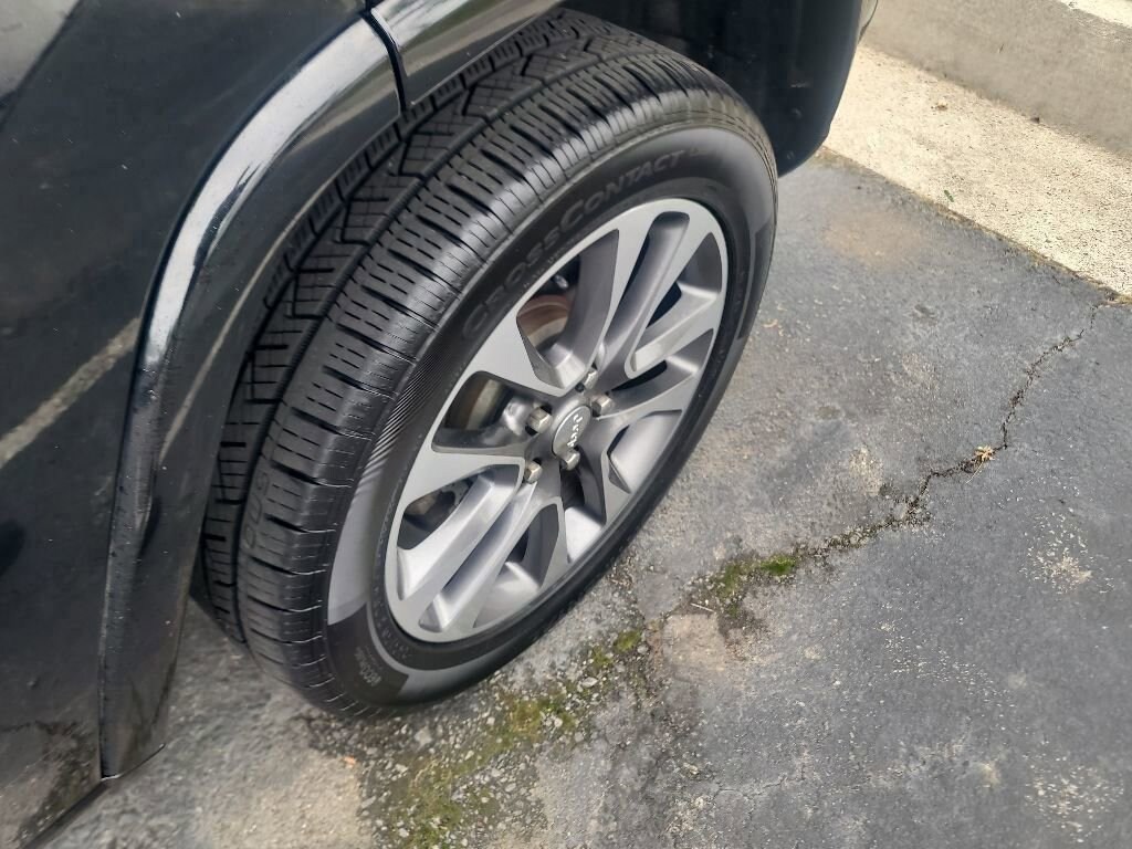 Used 2017 Jeep Grand Cherokee Overland