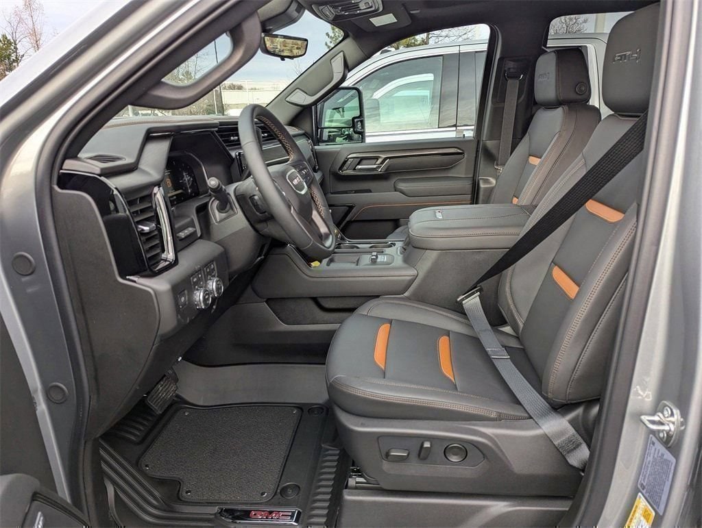 2026 GMC Sierra 2500HD AT4 - Photo 11