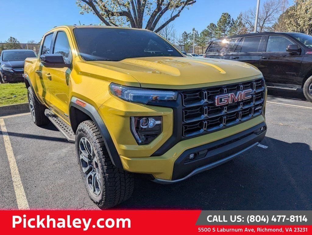 2023 GMC Canyon 4WD AT4 Crew Cab Short Box's photo