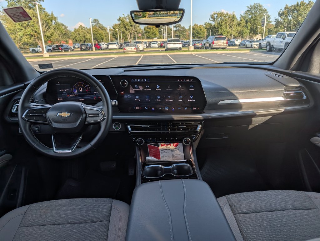 Used 2026 Chevrolet Traverse LT SUV