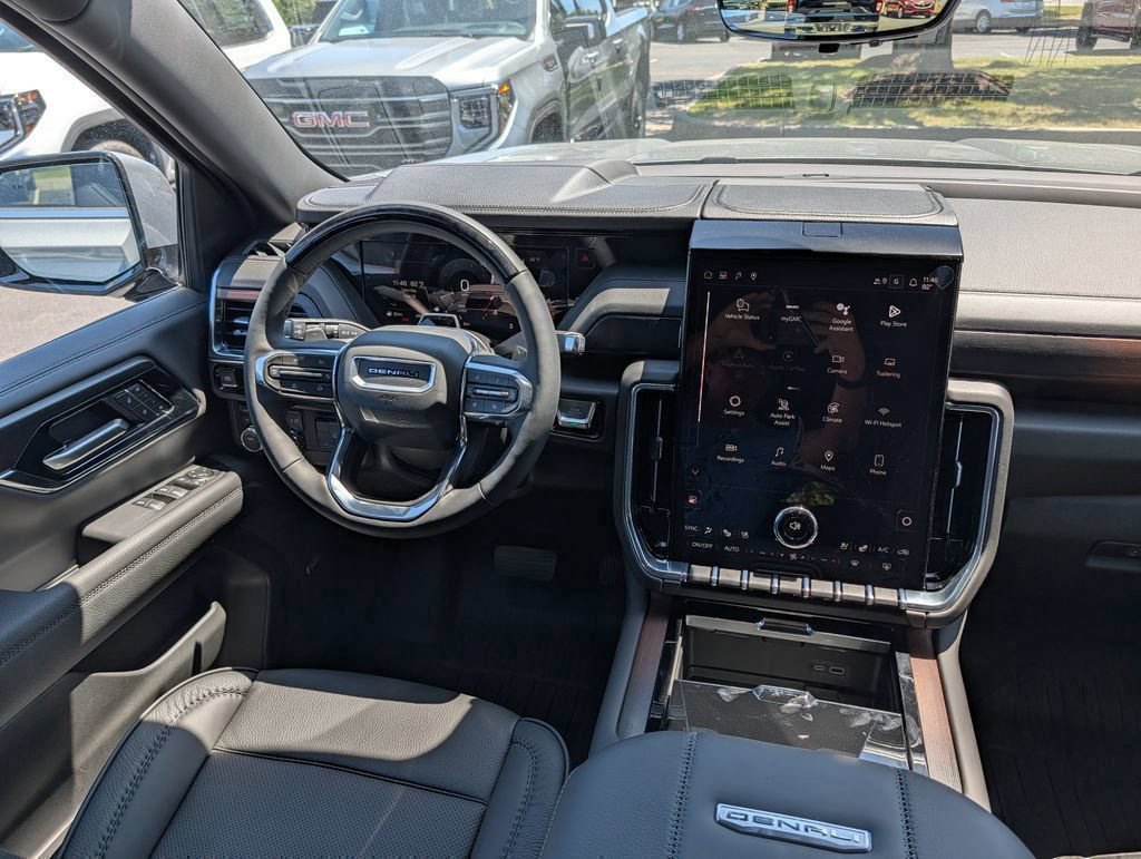 2026 GMC Yukon XL Denali - Photo 8