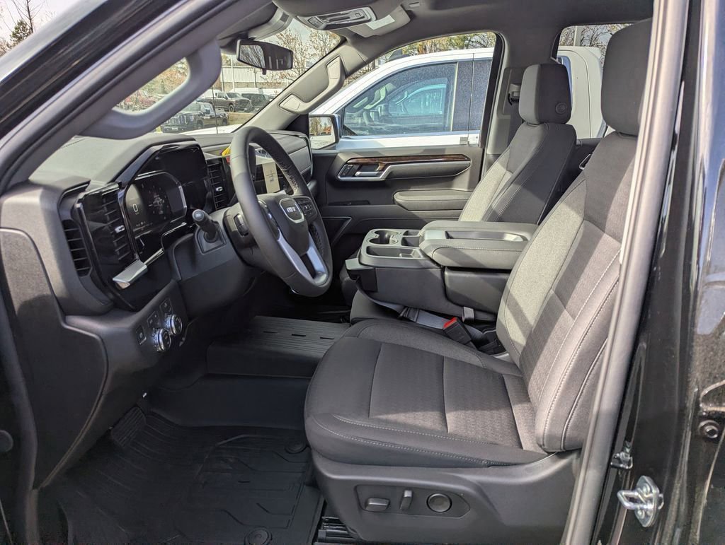 2026 GMC Sierra 1500 SLE - Photo 11