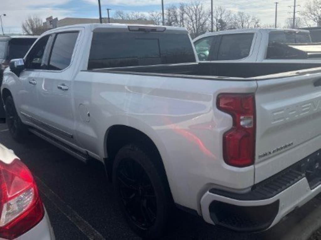 Used 2024 Chevrolet Silverado 1500 High Country Truck Crew Cab