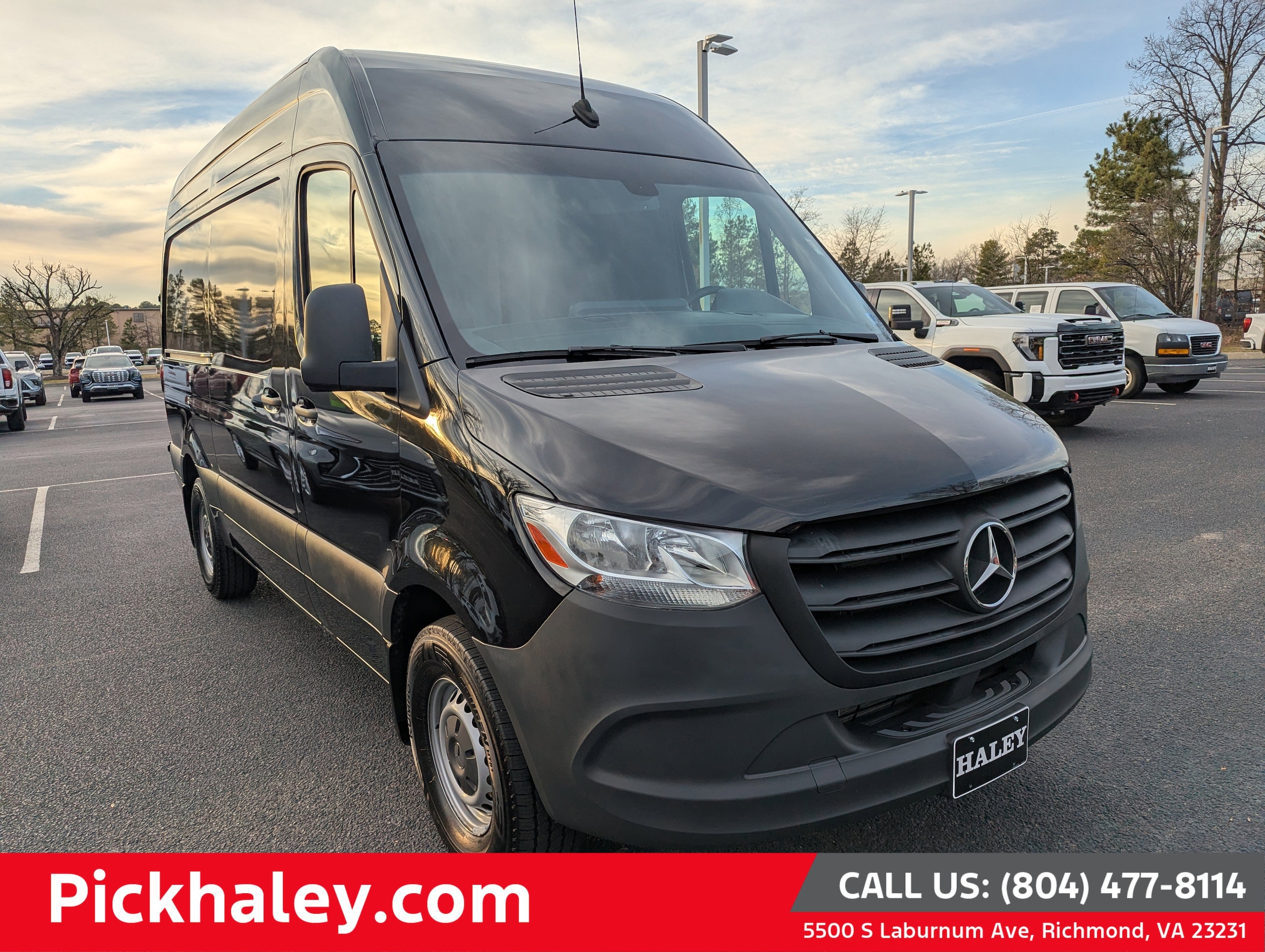 2024 Mercedes-Benz Sprinter Cargo Van Base's photo