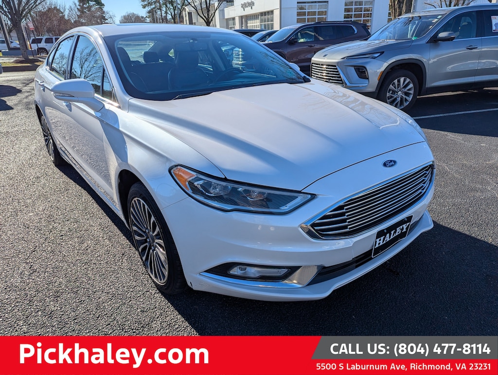 Used 2017 Ford Fusion SE Sedan