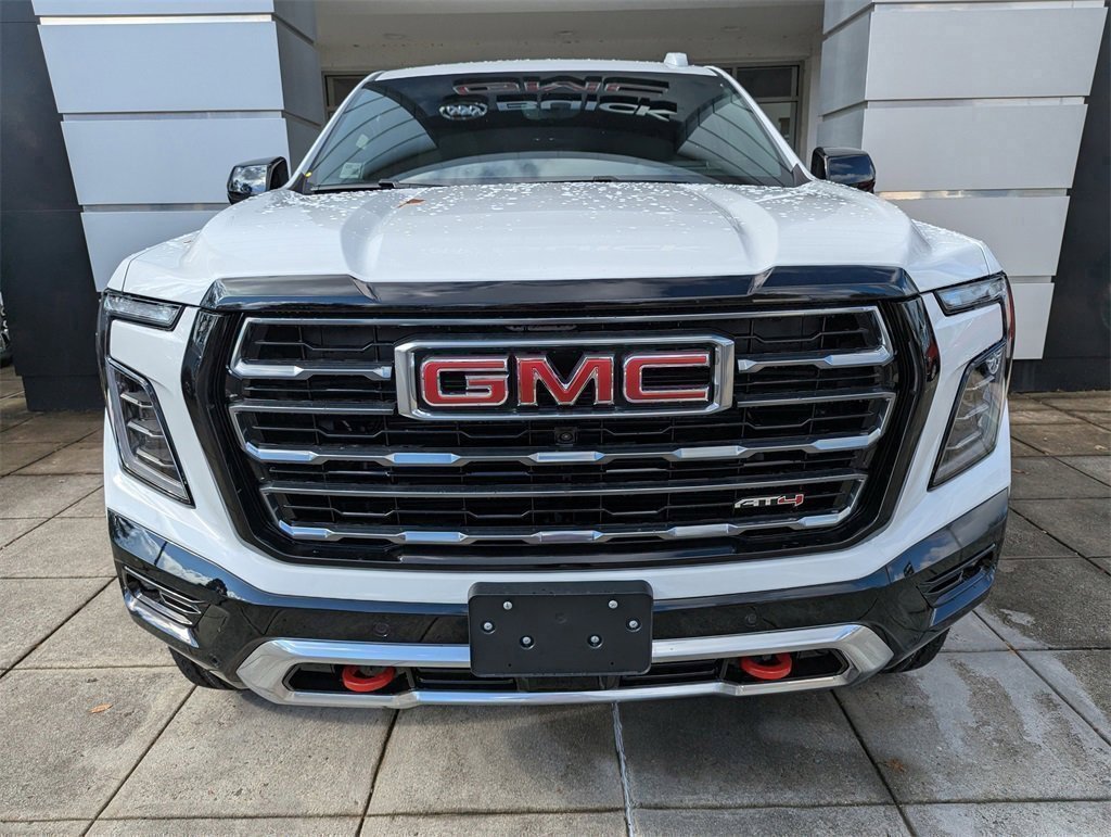 2026 Gmc Yukon AT4 photo 3