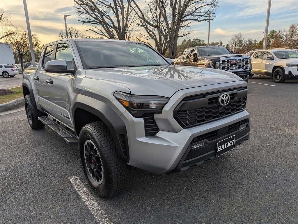 Used 2024 Toyota Tacoma 4WD SR5 Truck Double Cab