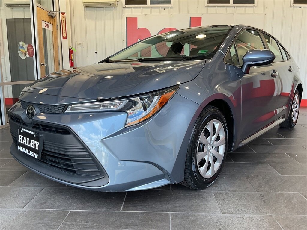 Used 2024 Toyota Corolla LE Sedan