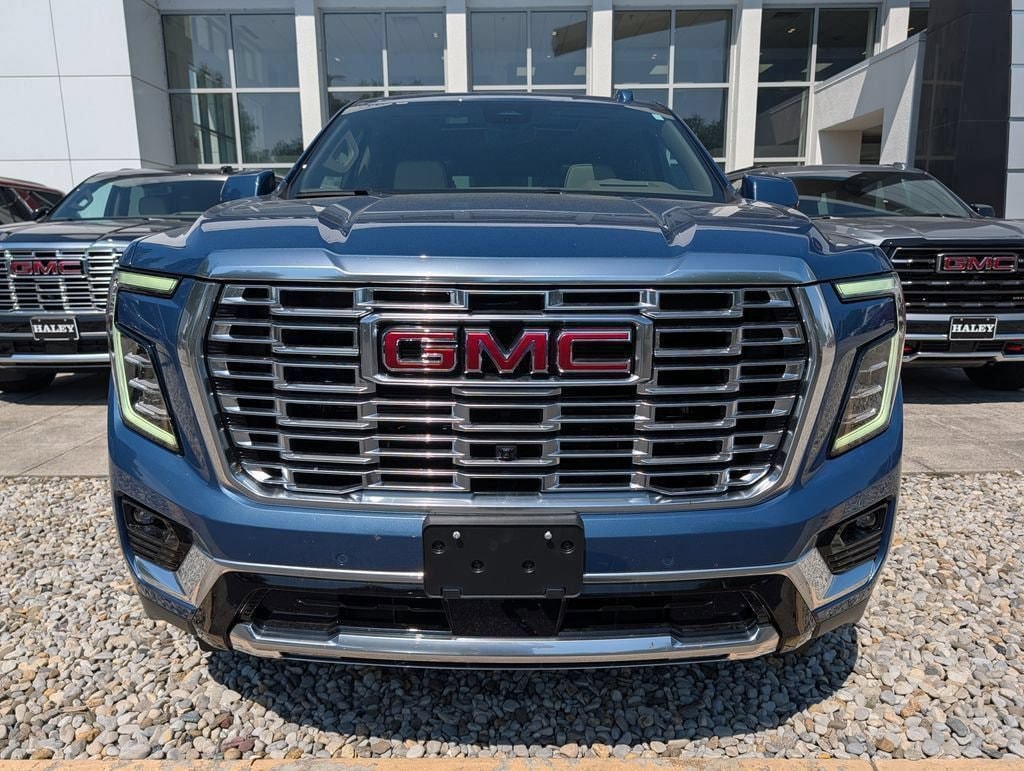 2026 GMC Yukon Denali - Photo 3
