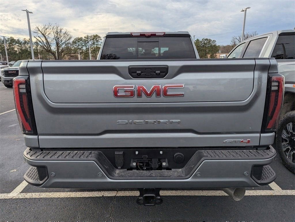 2026 GMC Sierra 2500HD AT4 - Photo 7