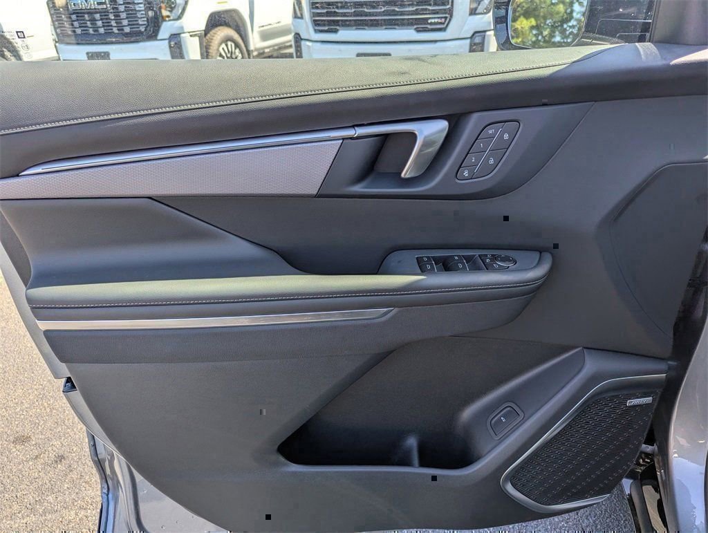 2026 Buick Enclave Sport Touring - Photo 10