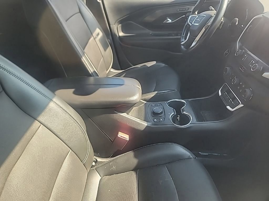 Used 2023 GMC Terrain SLT SUV