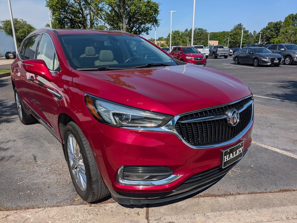 2021 Buick Enclave Essence AWD's photo