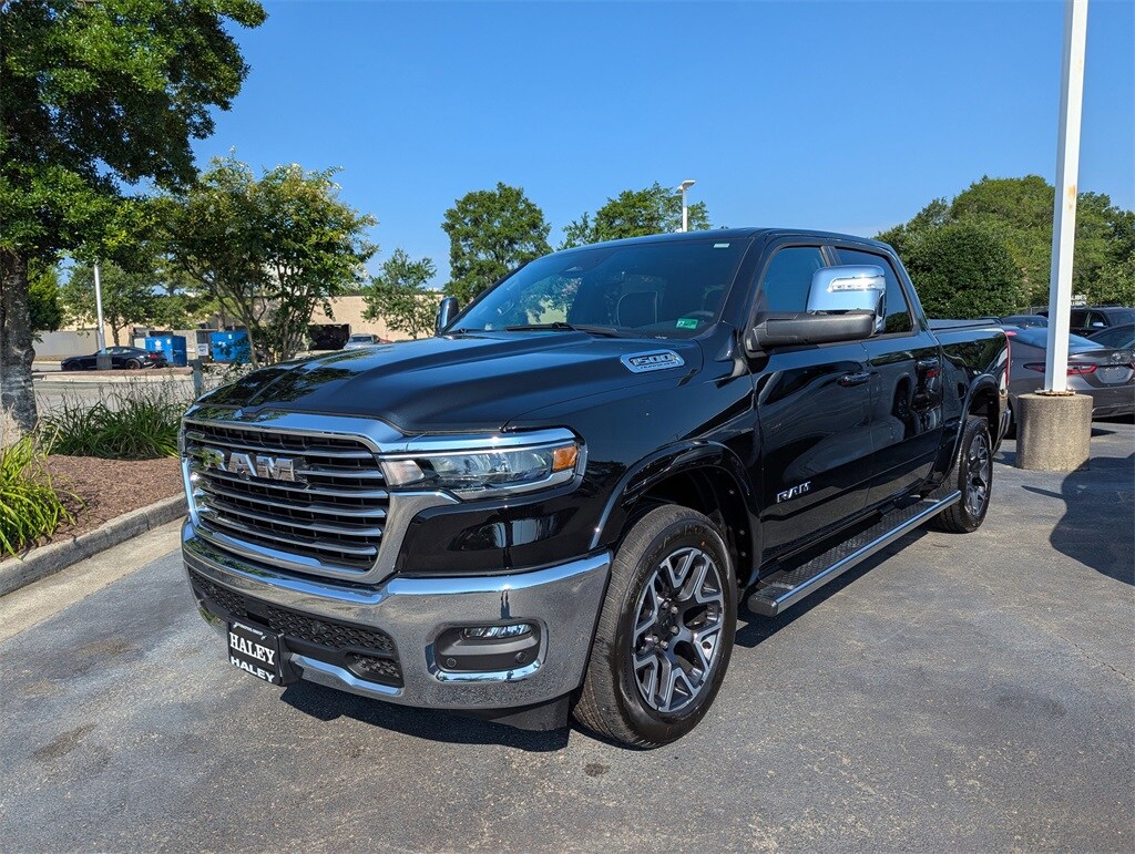 2026 Ram 1500 Laramie photo 4