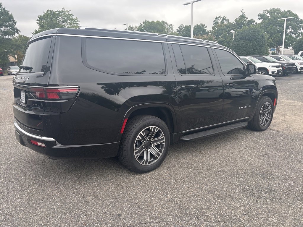 2024 Jeep Wagoneer L Base photo 2