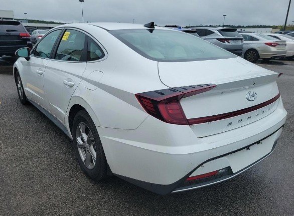 2023 Hyundai Sonata SE photo 3