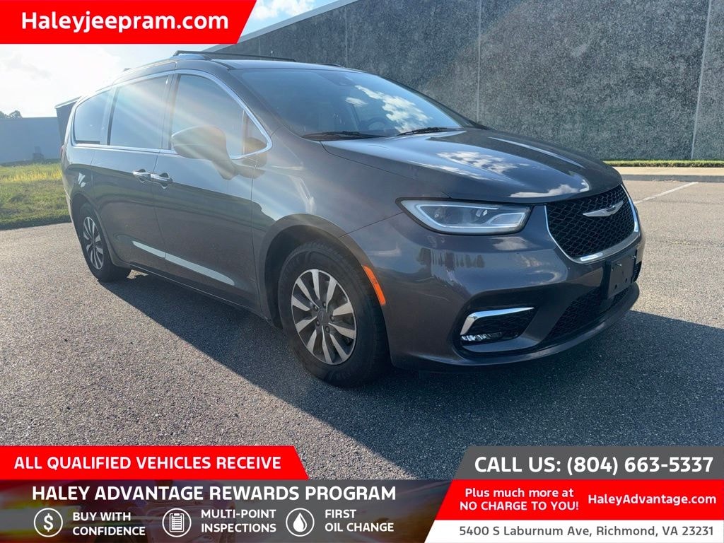 Used 2021 Chrysler Pacifica Touring L Van Passenger Van