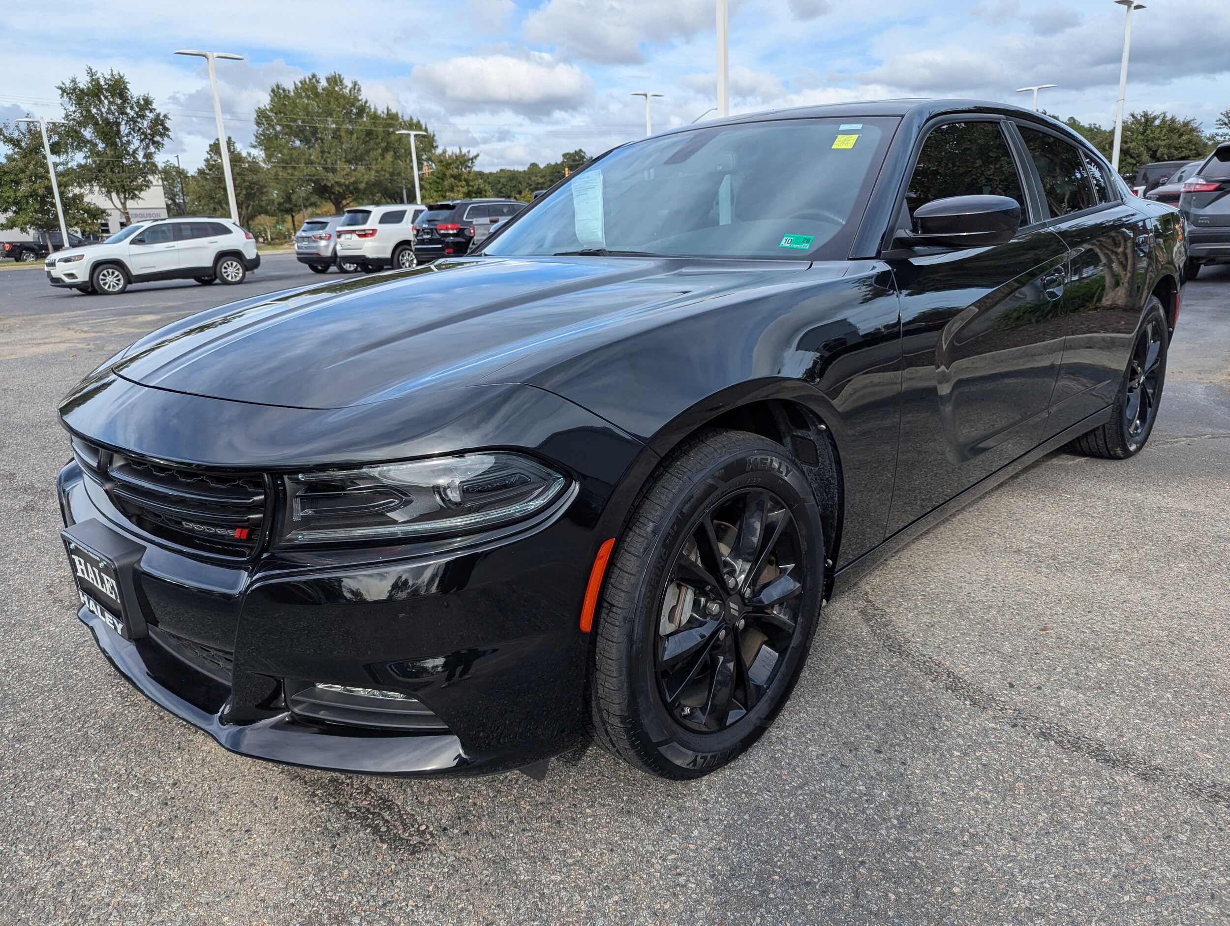 2023 Dodge Charger SXT AWD photo 3