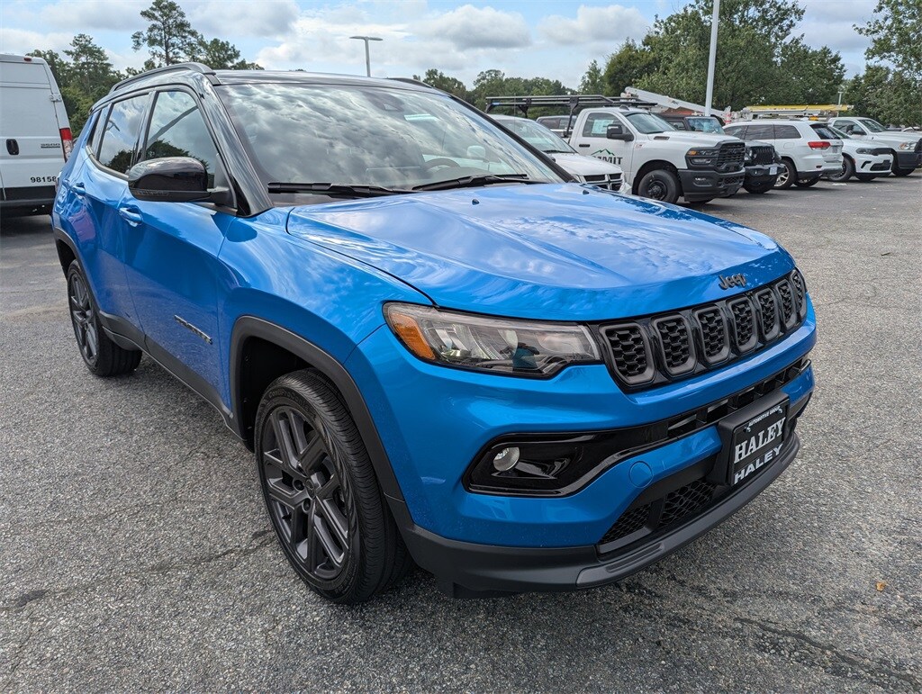2025 Jeep Compass Limited photo 2