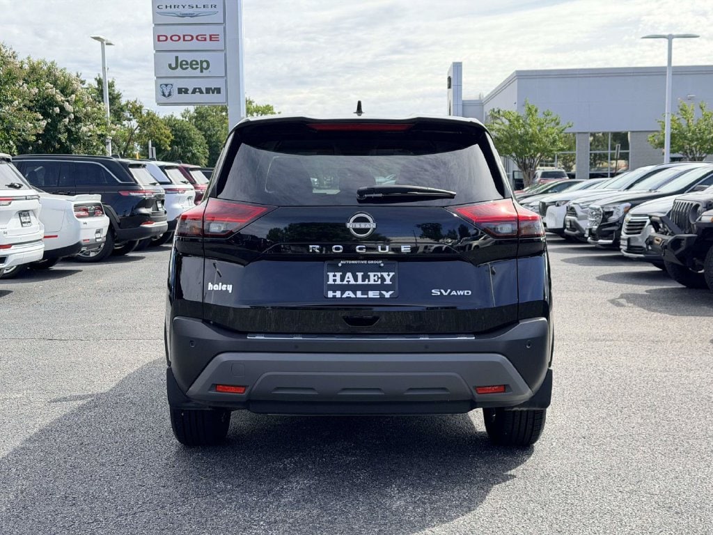 Used 2023 Nissan Rogue SV SUV