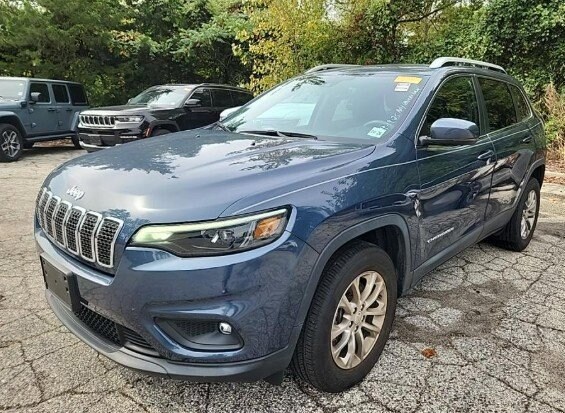 2021 Jeep Cherokee Latitude Lux photo 2