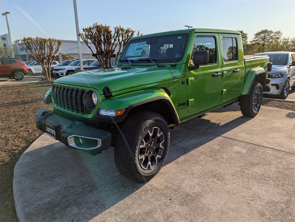2025 Jeep Gladiator Sport S photo 4